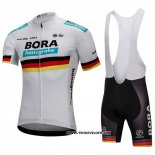 2018 Maillot Ciclismo Bora Champion Belgique Blanc Manches Courtes et Cuissard