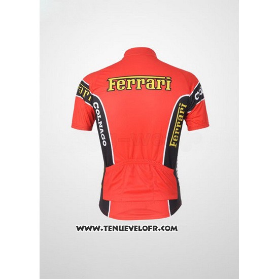 2010 Maillot Ciclismo Ferrari Noir et Rouge Manches Courtes et Cuissard